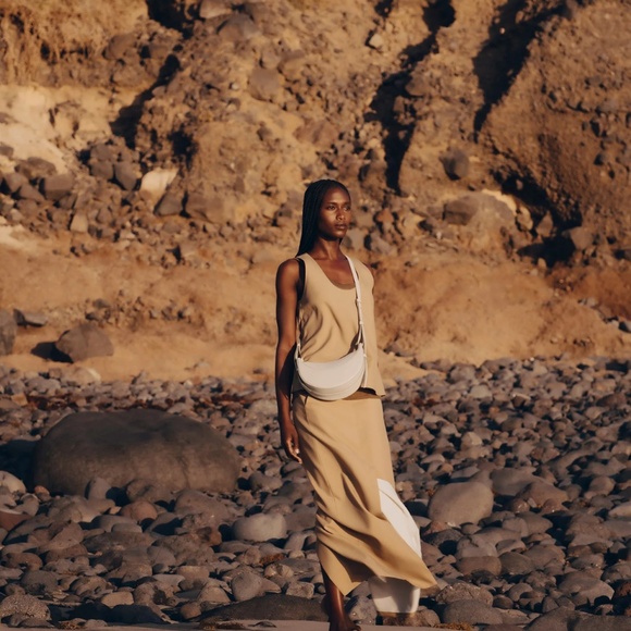 Polene Numero Dix Shoulder Bag - EDITION TEXTURED CHALK - Picture 3 of 10